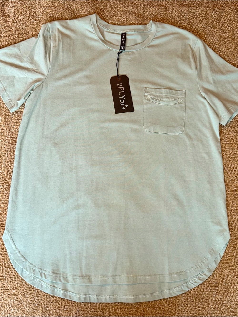 2 Fly Co. Large Mint Pocket T